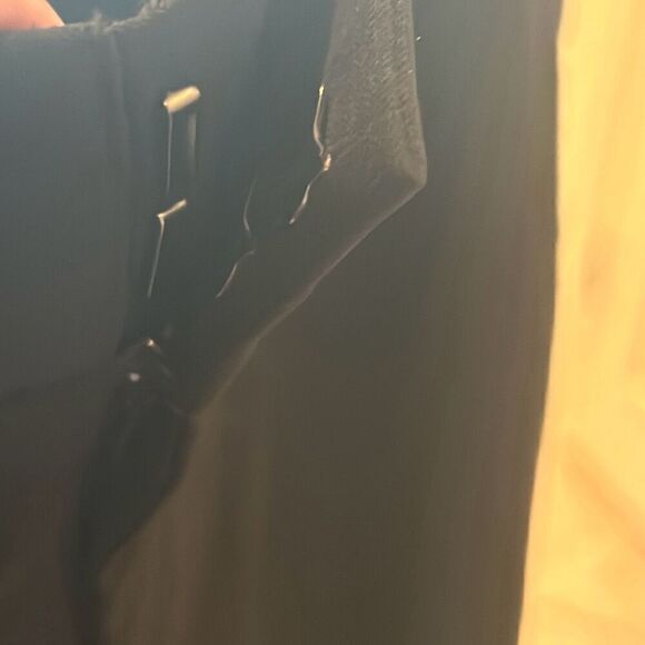 Vince Women's Size 12 Flat Front Dress Pants Solid Black Slacks Office Classic - Picture 6 of 9